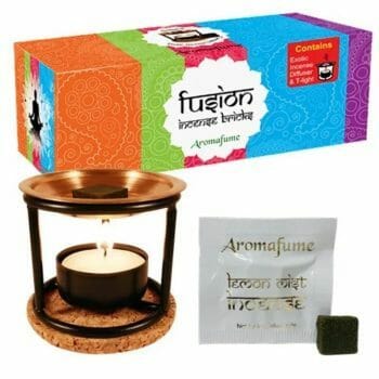 Кутия с Комплект дифузер и 20 ароматни блокчета "Aromafume Fusion" и пакетче чай.