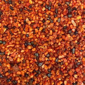 Близък план на купчина семена за пречистване на Тамян.