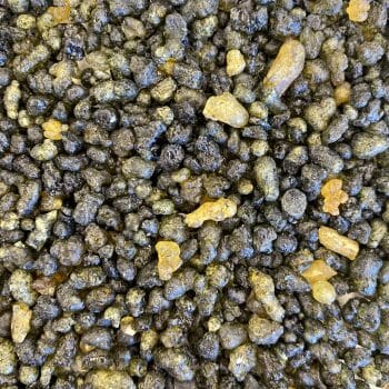 Близък план на купчина чакъл Taмян Lilac.