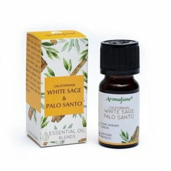 Aromafume Naturals Етерично масло от бяла салвия и пало санто.