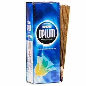Ароматни пръчици Опиум в кутия.